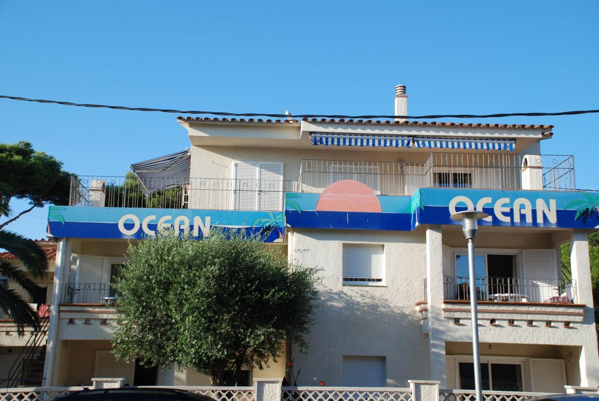 Ocean Canada Apartment *